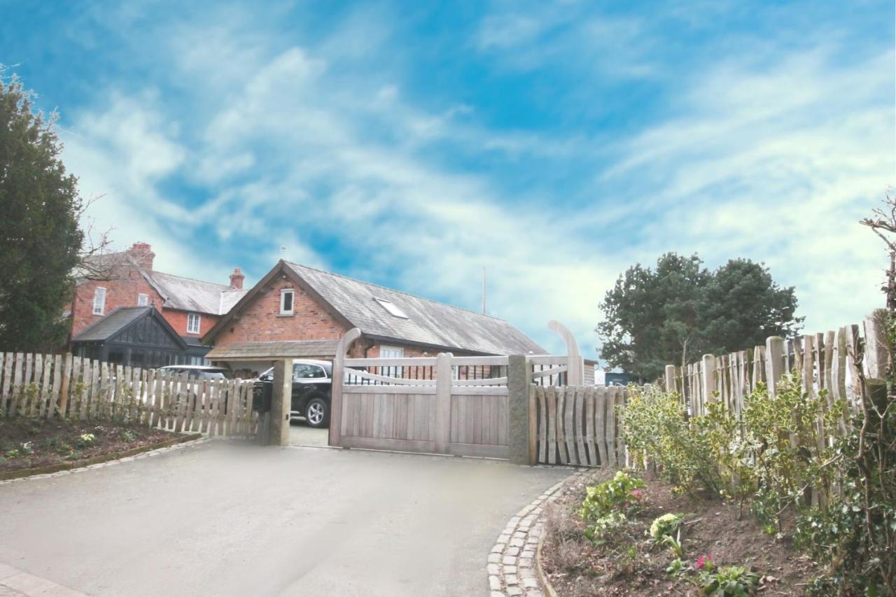 The Hayloft - Cheshire Villa Crewe Exterior foto
