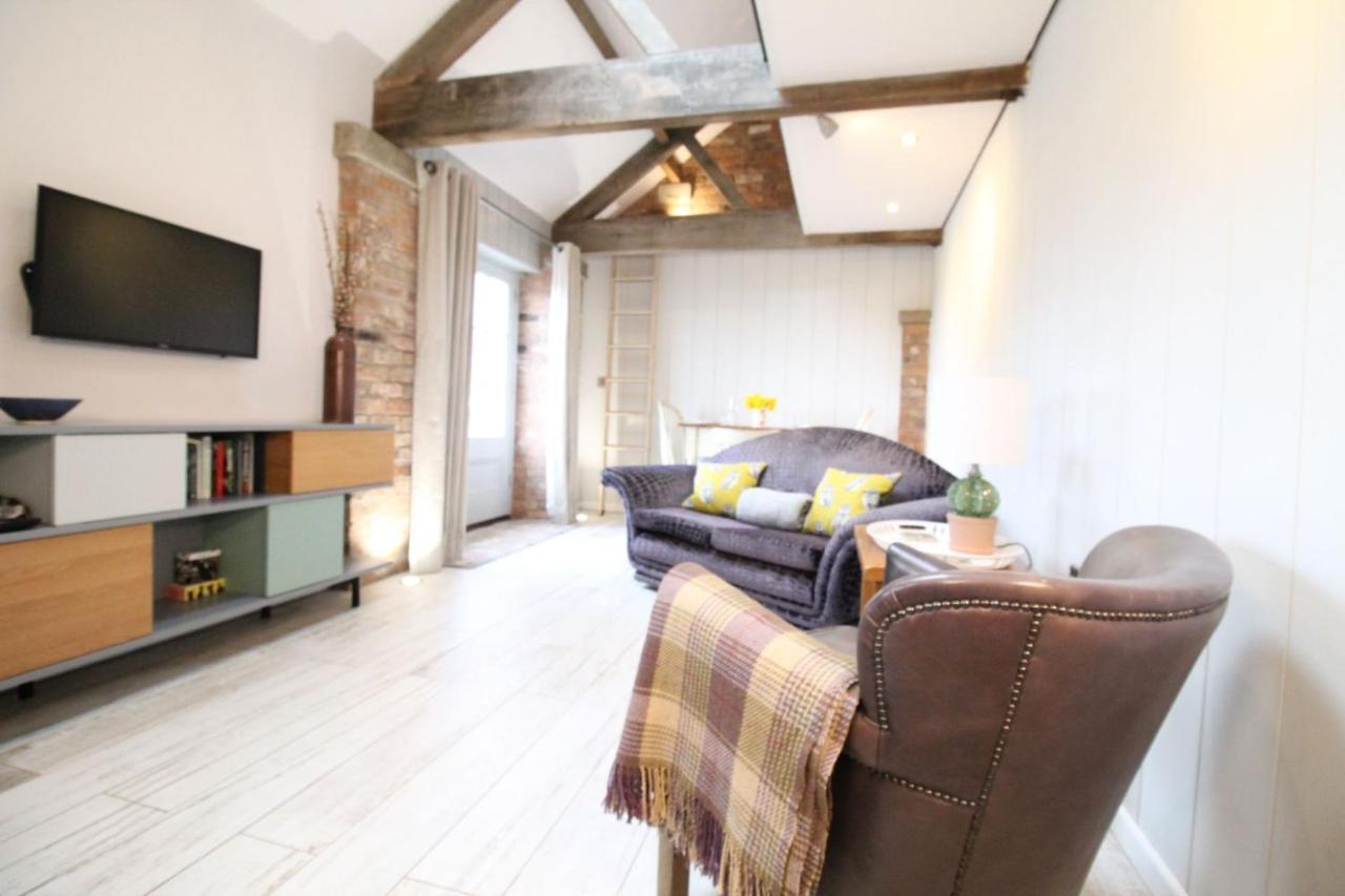 The Hayloft - Cheshire Villa Crewe Exterior foto