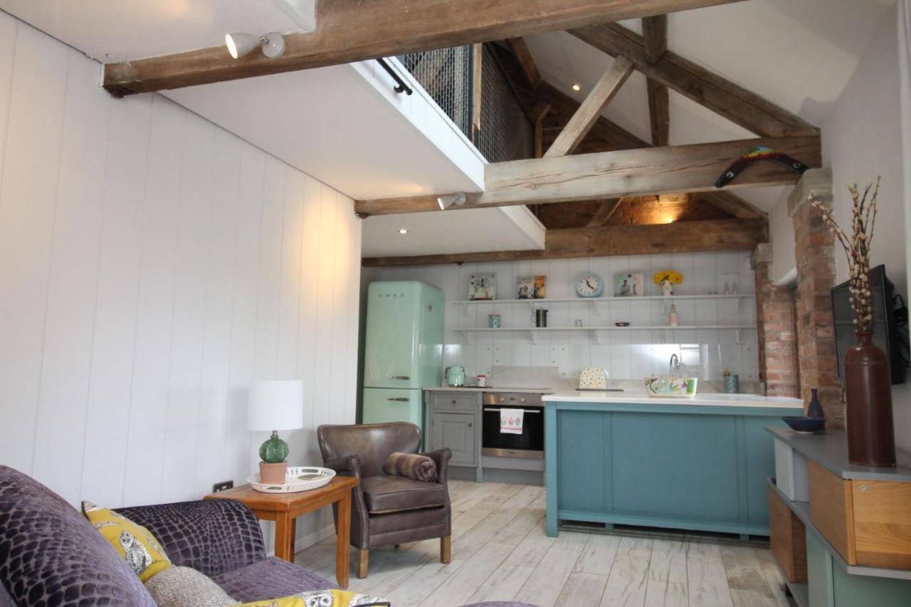 The Hayloft - Cheshire Villa Crewe Exterior foto