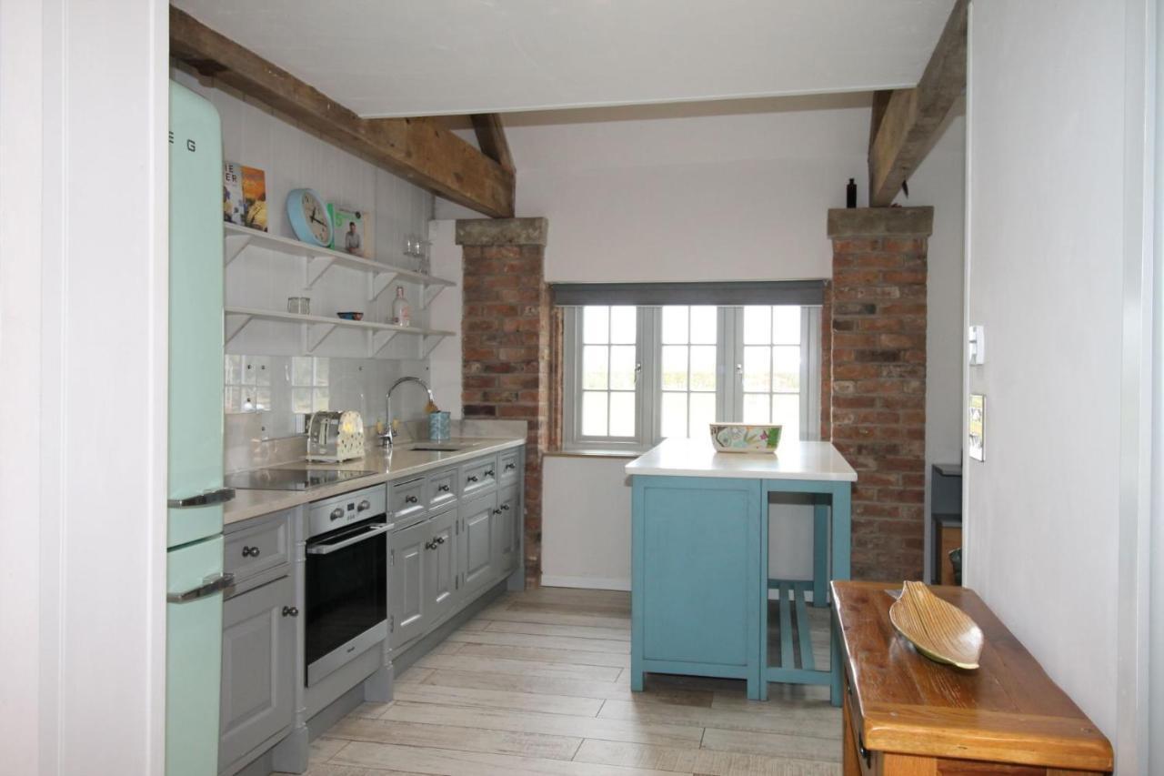 The Hayloft - Cheshire Villa Crewe Exterior foto