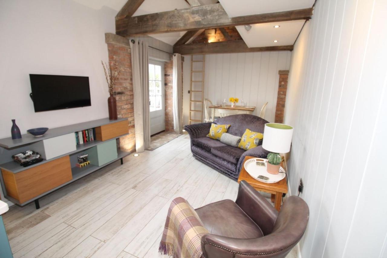The Hayloft - Cheshire Villa Crewe Exterior foto